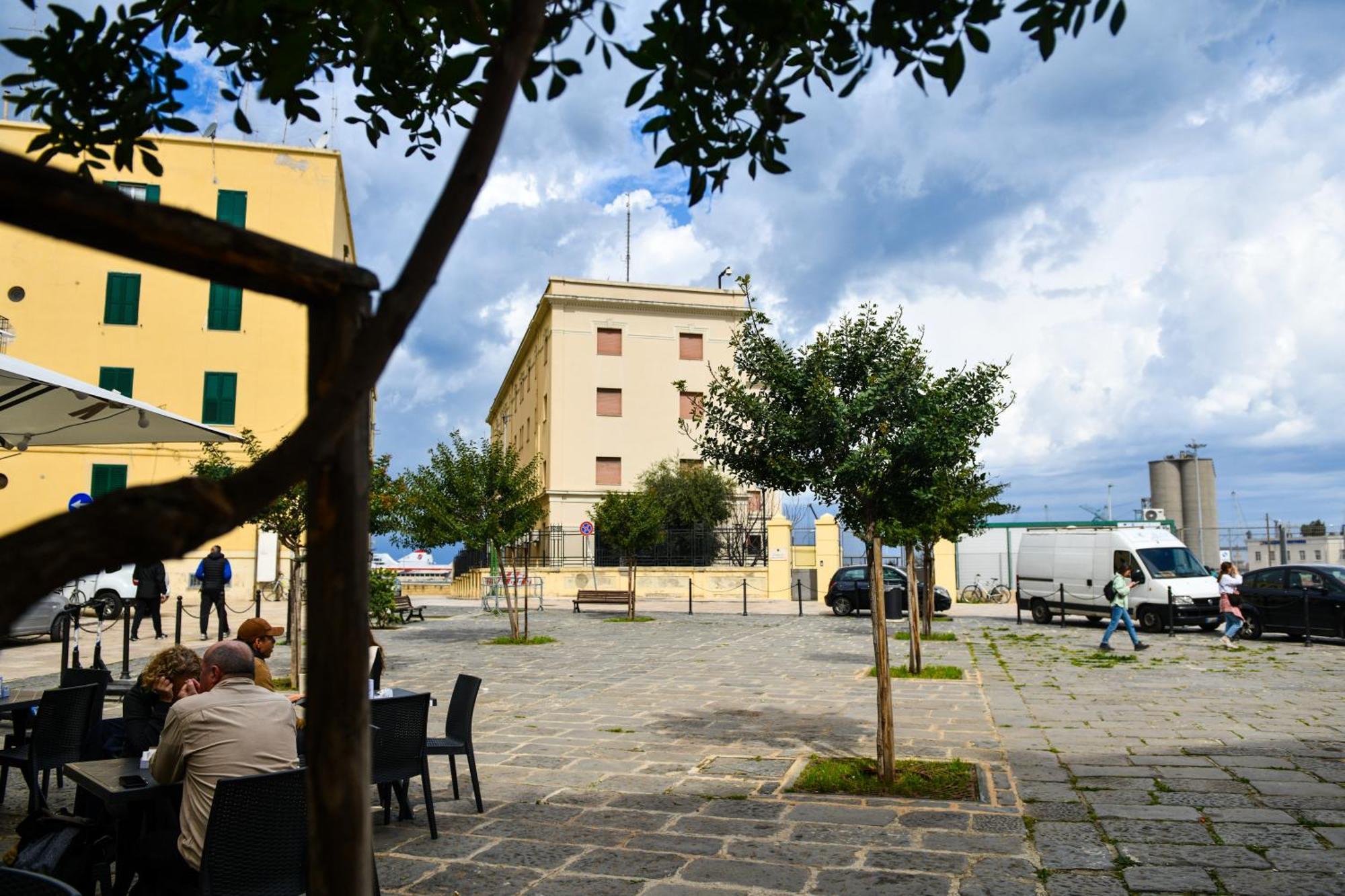 Le Tre Meraviglie Бари Экстерьер фото